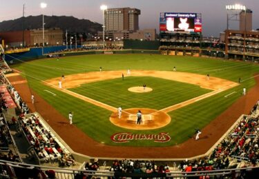 The El Paso Chihuahuas vs the Fresno Grizzlies on opening day in El Paso on Monday, April 28, 2014 in El Paso. Photo by Ivan Pierre Aguirre/El Paso Chihuahuas
